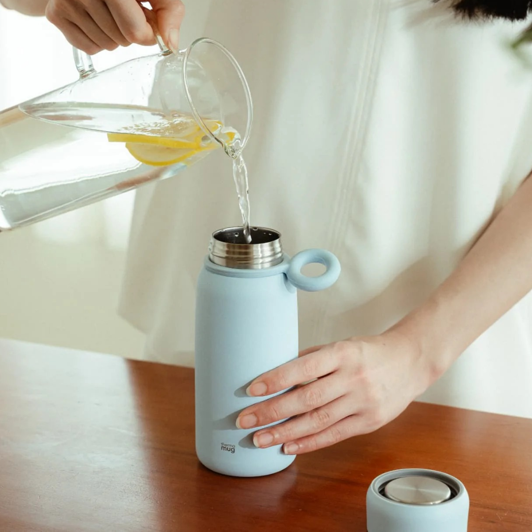 持つだけで気分も上がる、おしゃれな春カラーボトル